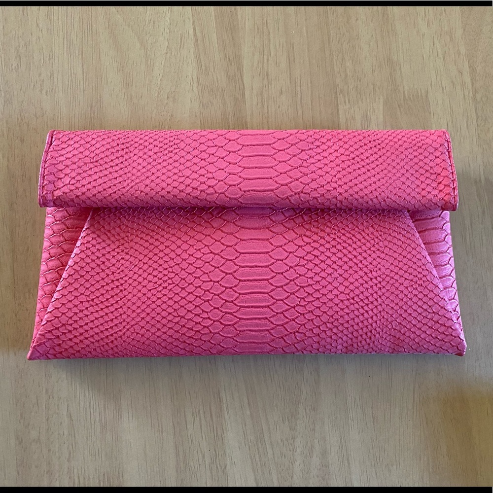 Snakeskin clutch